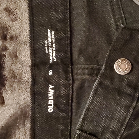 Size 10,slouchy straight, high rise, Old Navy black jeans. - Picture 2 of 4